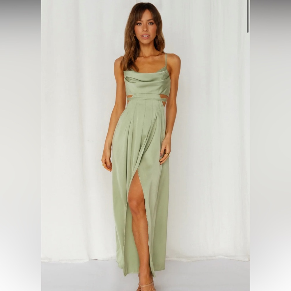 Hello Molly midi dress sage